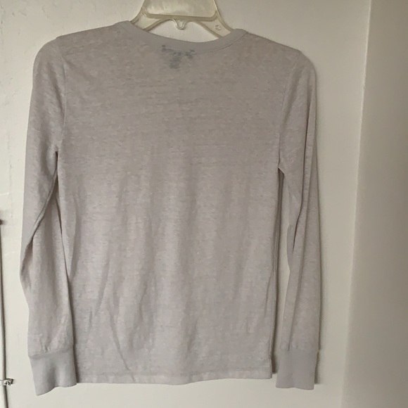 J CREW BUTTON FRONT LONG SLEEVES T-SHIRT, XS - Picture 4 of 5